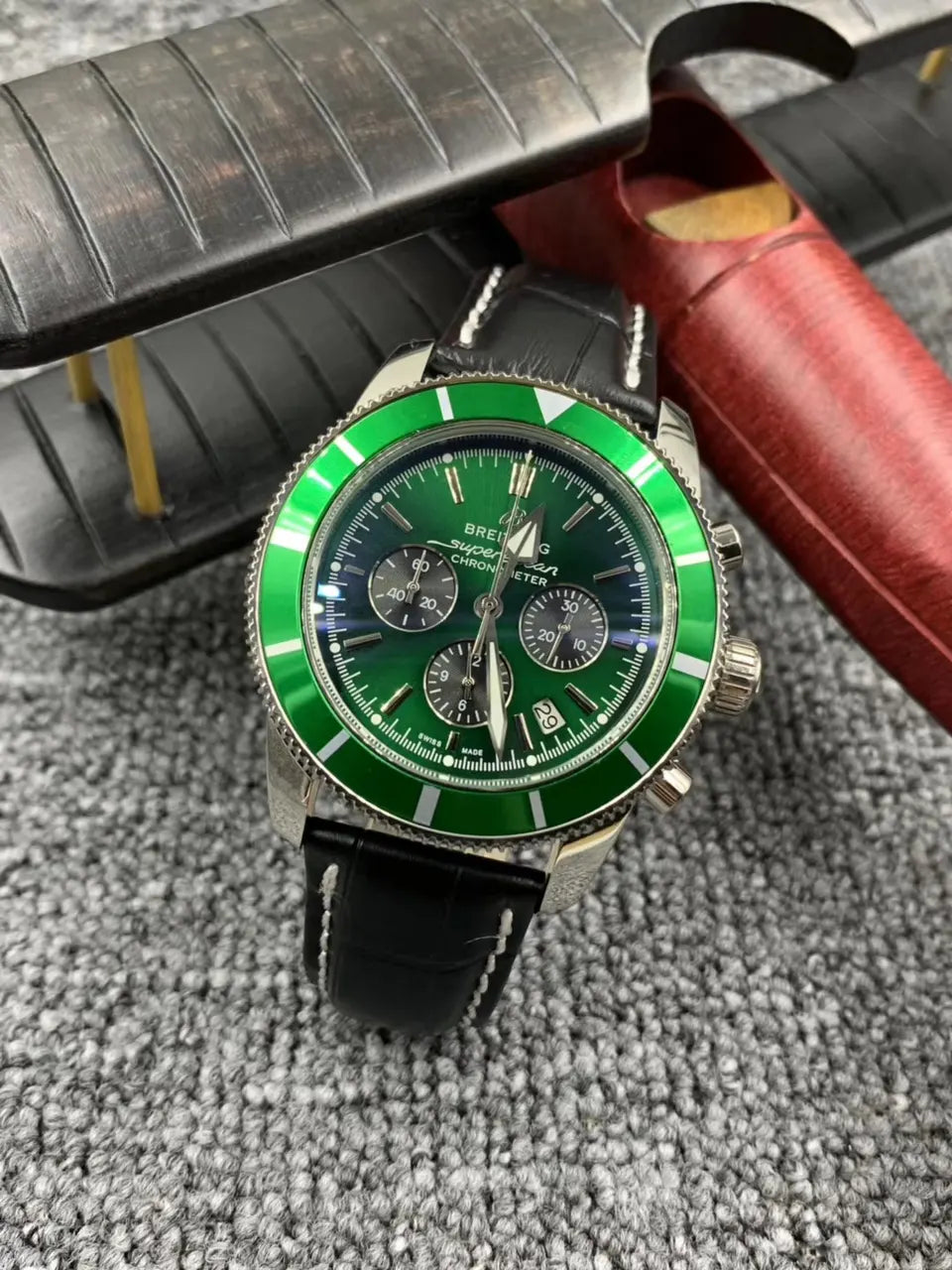 Breitling Green Leather Chronometer