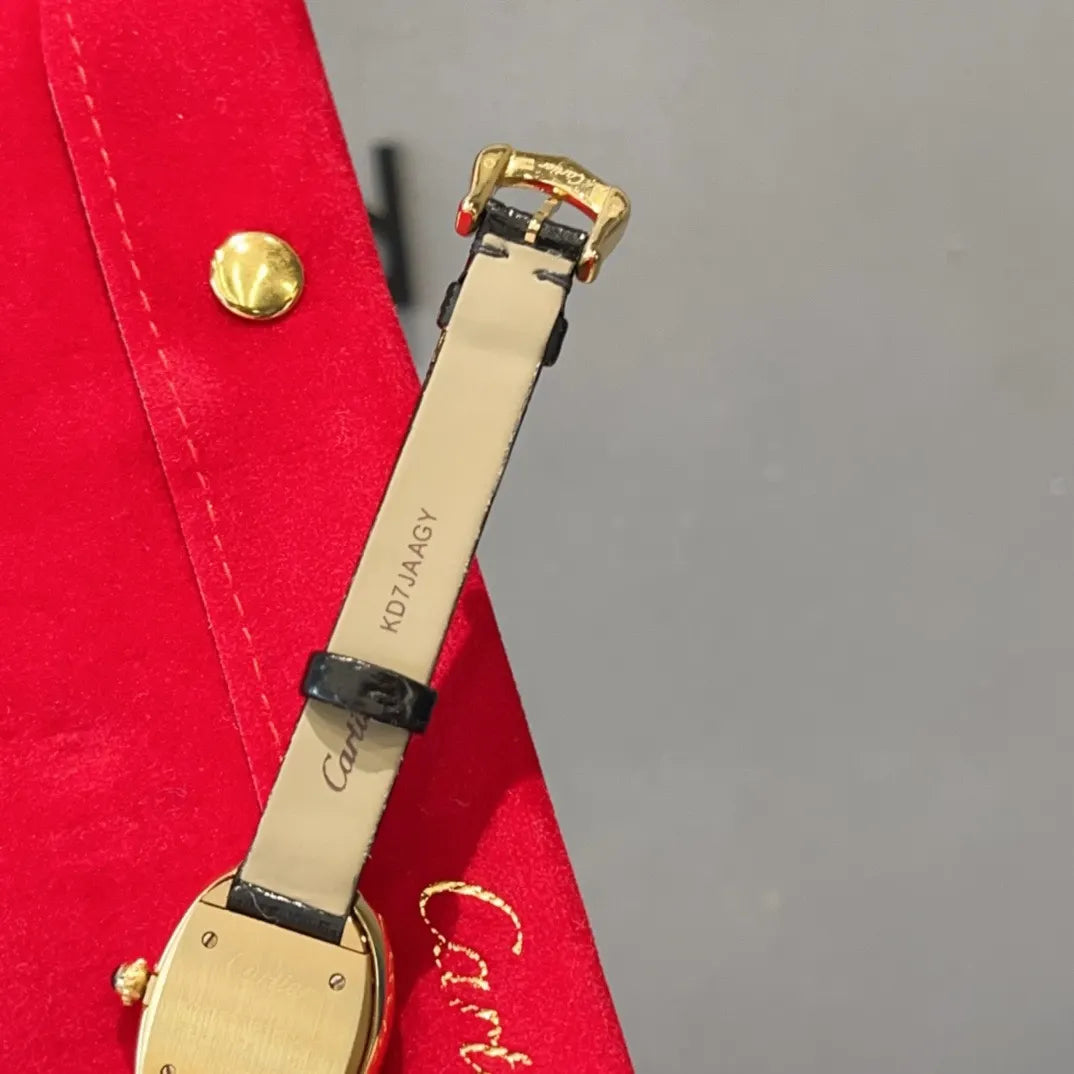 Cartier Diamond Red Strap - Hình 3