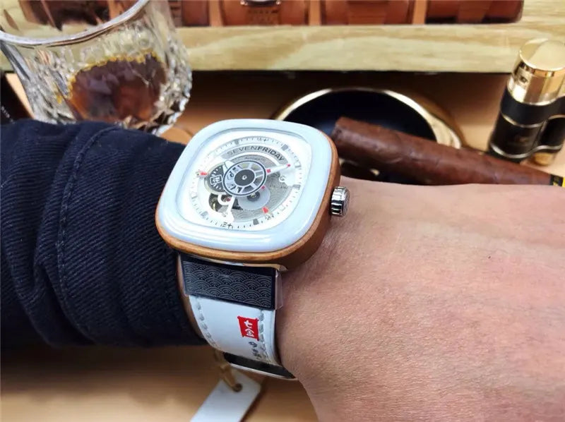 SevenFriday White Edge - Hình 3